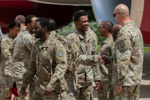 Bravo Battery, 1-14th Field Artillery returns from Europe