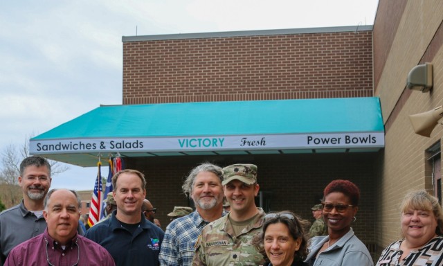Fort Jackson hosts ribbon cutting with celebrity chef Robert Irvine for new Victory Fresh restaurant