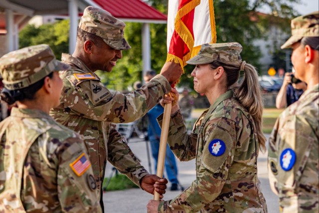 Headquarters and Headquarters Battalion, U.S. Army South welcomes incoming commander