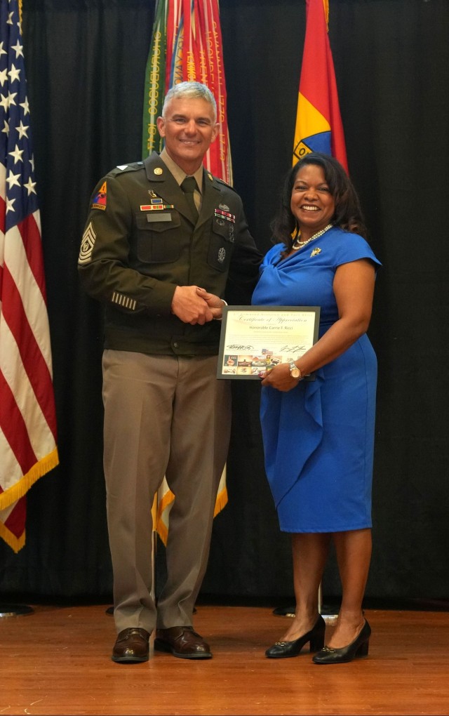 Command Sgt. Maj. Light and Carrie Richie