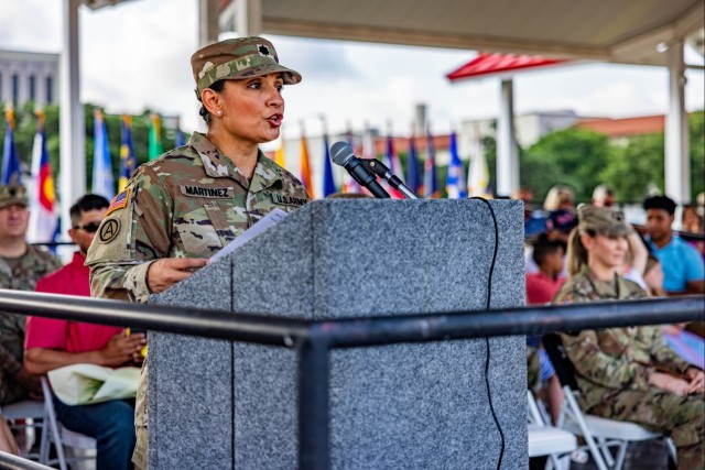 Headquarters and Headquarters Battalion, U.S. Army South welcomes incoming commander