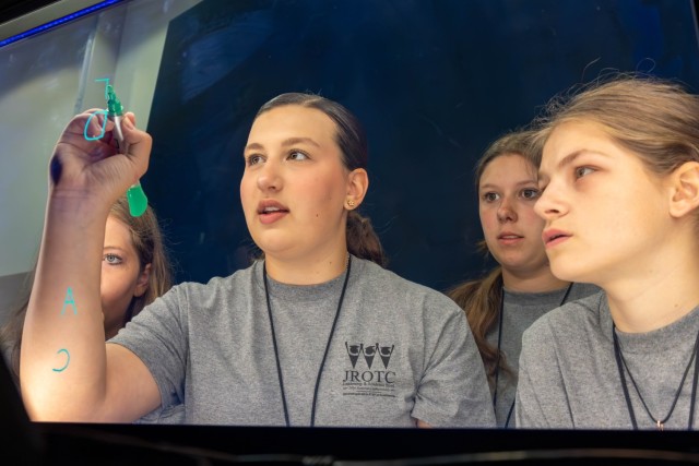 JROTC cadets cadets descend on nation&#39;s capitol for JLAB competition