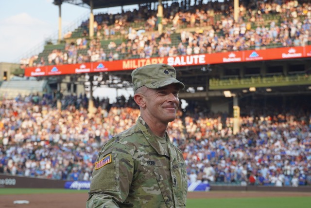 Pride and patriotism: Army Reserve officer recognized at Chicago Cubs game