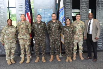 Brazil, U.S. Army public affairs leaders sharpen bilateral communication capabilities