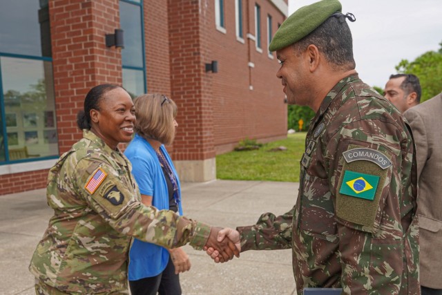 Brazil, U.S. Army public affairs leaders sharpen bilateral communication capabilities