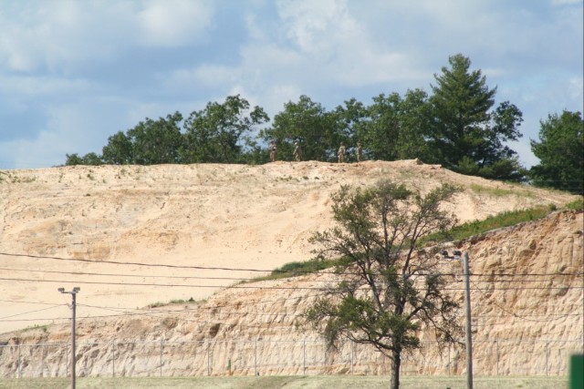 Demo time: Wisconsin Guard’s 106th Engineers conduct quarry blasts supporting Fort McCoy project