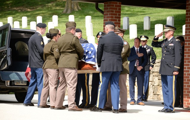2LT McLauchlen reinternment ceremony