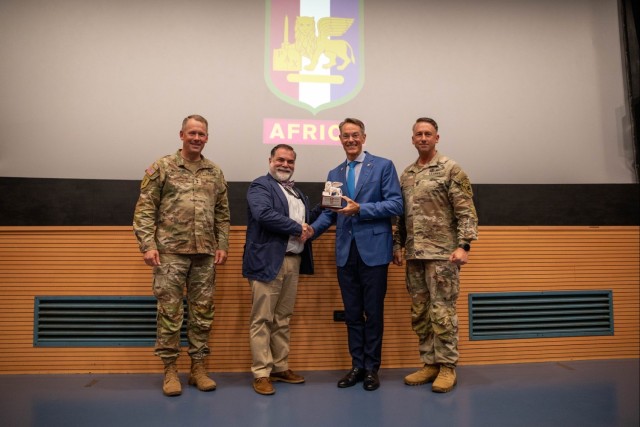Mr. Richard Fidalgo receives first Lions Legacy award for Army civilian during quarterly All-Hands brief