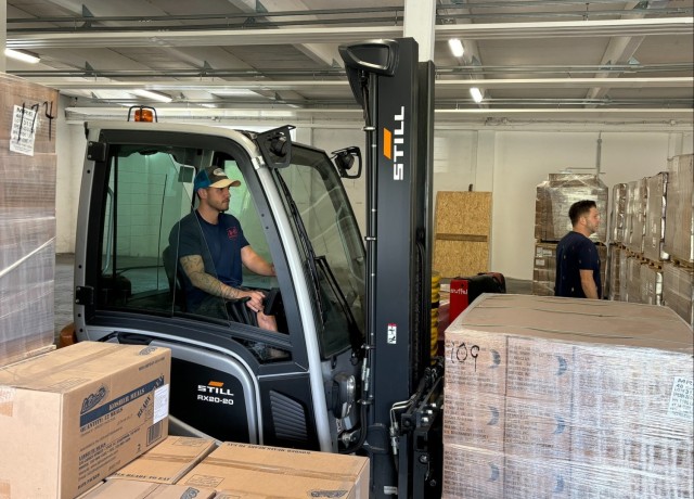 LRC Rheinland-Pfalz employee follows mother’s 39-year lead as an Army LN in Baumholder