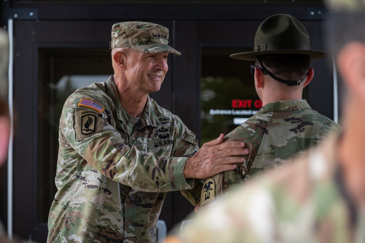 Army's top leaders visit Fort Leonard Wood | Article | The United