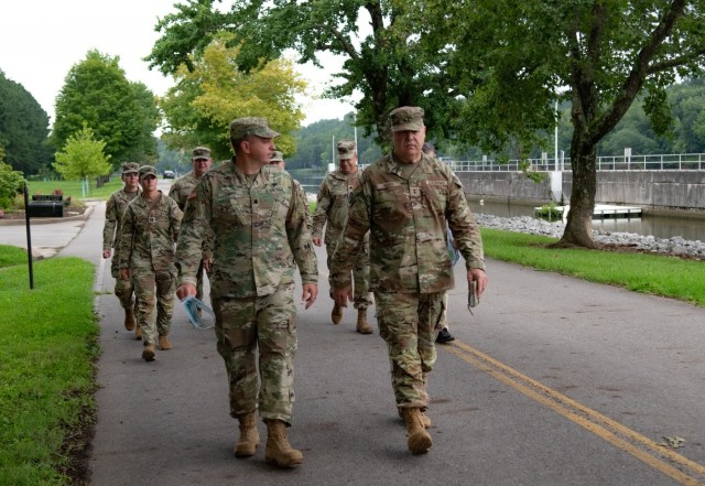 Nashville District hosts Adjutant General for Tennessee at Cheatham Dam
