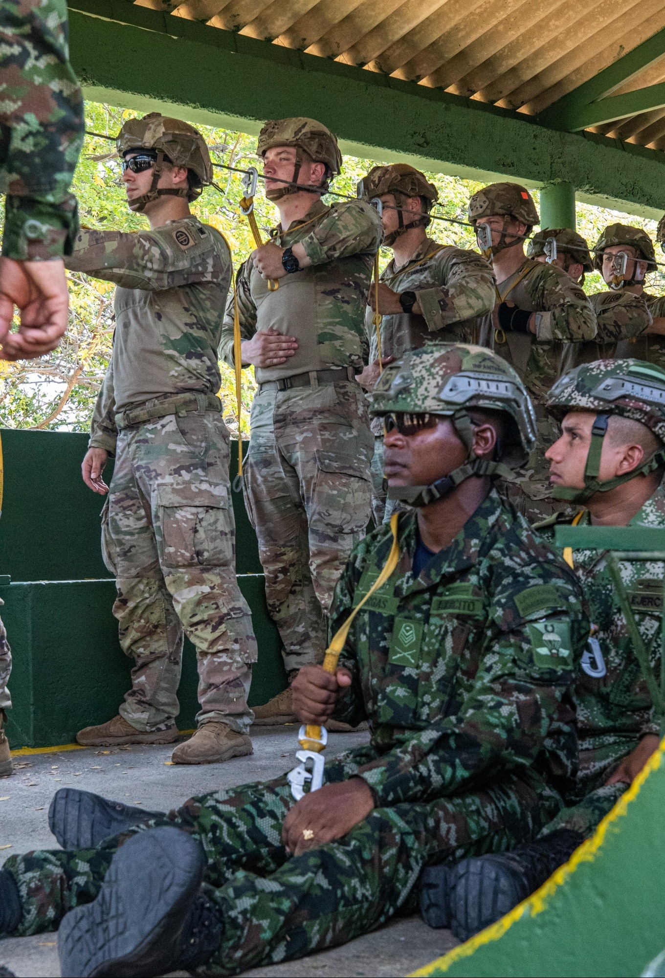 US, Colombian armies enhance interoperability during airborne infiltration  exercise HYDRA III 2024 | Article | The United States Army