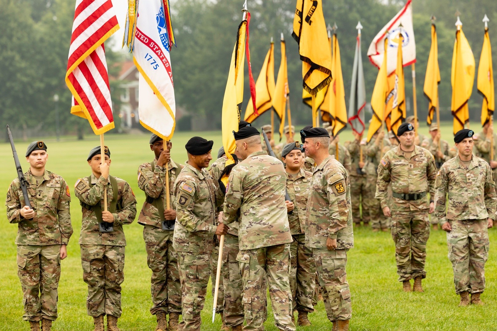 U.S. Army Cadet Command welcomes new commander as Munera retires