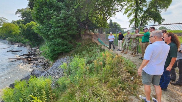 USACE Buffalo District Command Team Visits Old Fort Niagara