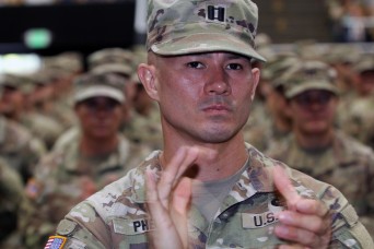 Oregon Army Guard Soldiers Prepare to Deploy Overseas