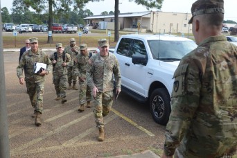 Army leaders visit Red River, reinforce impact of expeditionary OIB