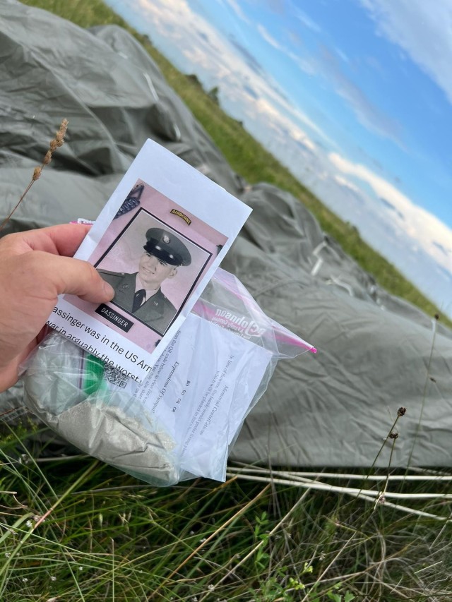 Denver Family Has Ashes of Vietnam Veteran Spread by U.S. Paratrooper Jumping From Military Aircraft