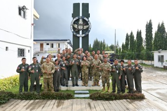 Hawaii Guard, Filipino Military Conduct Expert Exchange