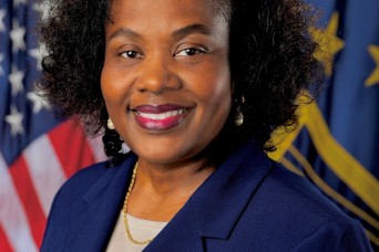 DeCA selects Davis next agency deputy director, COO