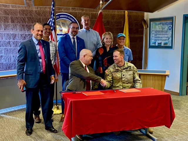 USACE-Albuquerque District, Southern Sandoval County Flood Control Authority sign project partnership agreement to protect Rio Grande water