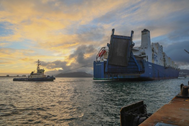 21st TSC and 839th Transportation Battalion project power through the Port of Setúbal 