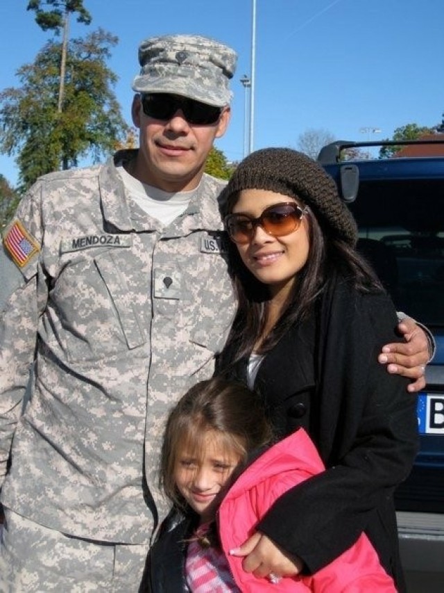 Strength and Sacrifice: Sgt. Leticia Mendoza’s Dual Role as Soldier and Caregiver