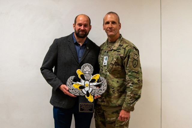 Take your pain out to lunch: An EOD technician’s perspective on perseverance