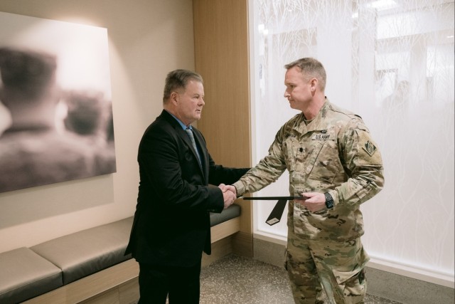 Buffalo District Commander Tours VA Canandaigua and Honors Army Veteran