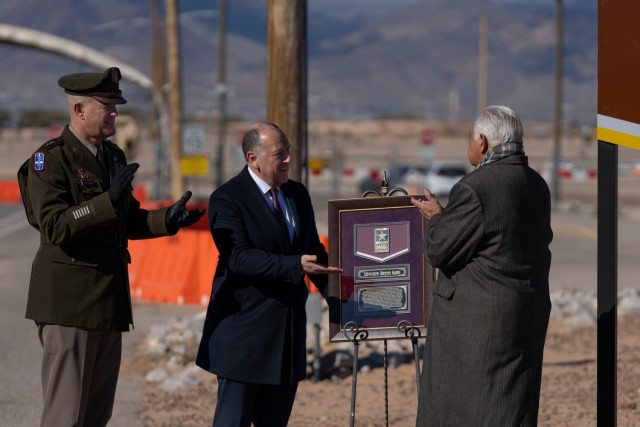 Fort Bliss renames gate, honors former congressman | Article | The ...