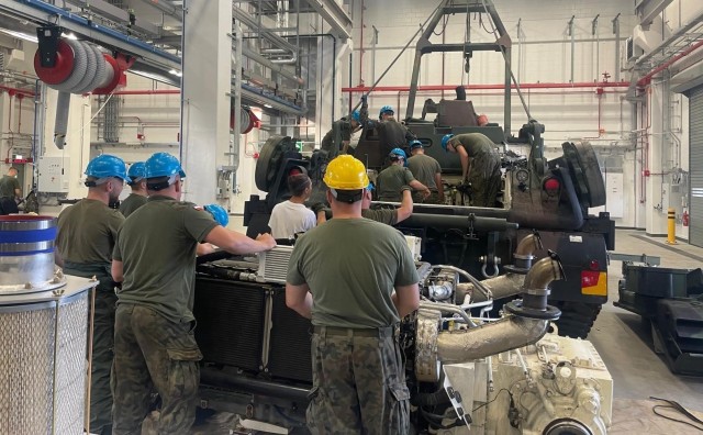 About 450-500 personnel Poland Provided Logistic Support personnel from the Polish military’s 33rd Army Prepositioned Stocks Battalion are being trained on maintaining the APS equipment at the Powidz APS-2 worksite, the newest, most modern APS...