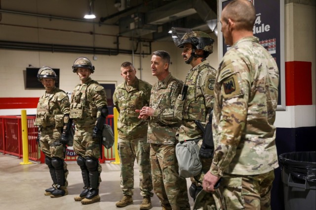 National Guard Bureau leaders meet with Guardsmen supporting 60th Presidential Inauguration