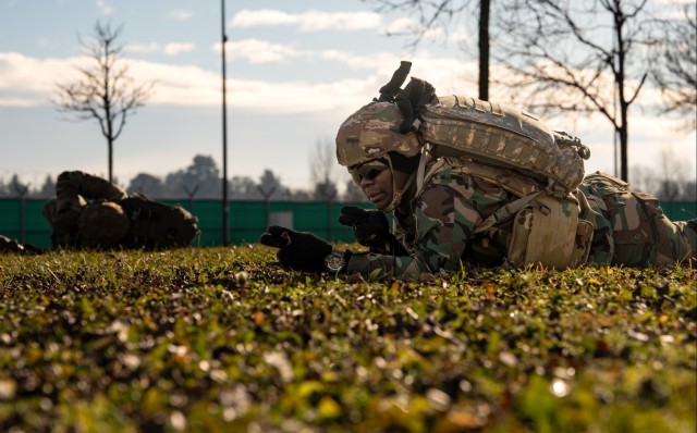 Ghana Armed Forces and U.S. Army medics build partnerships through training