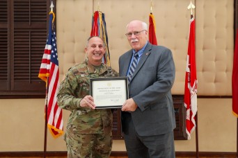 North Atlantic Division commander honors longtime civilian employees