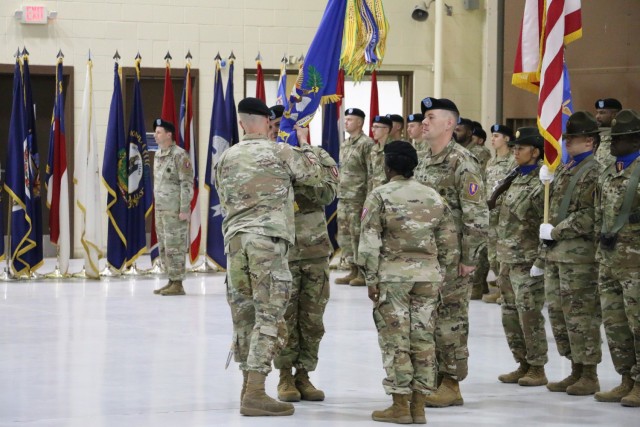 Regulators host change of responsibility, outgoing retirement ceremony