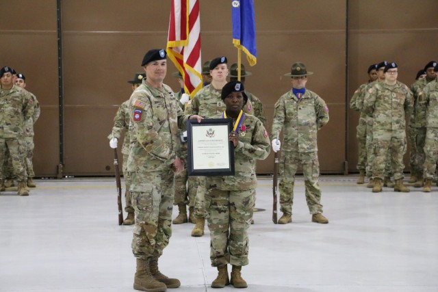 Regulators host change of responsibility, outgoing retirement ceremony