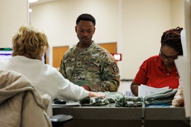 2-20th FAR Soldiers Participate in Army&#39;s New R2O Initiative