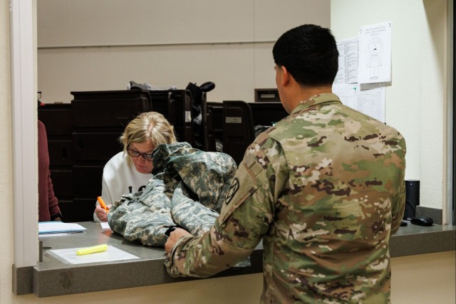 2-20th FAR Soldiers Participate in Army&#39;s New R2O Initiative