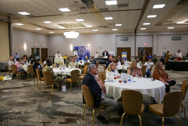 From base to business: Fort Stewart&#39;s Operation Startup fuels entrepreneurs