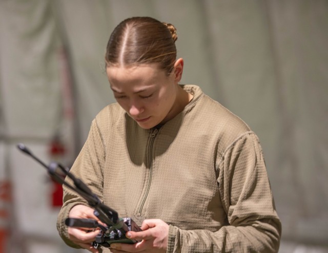 10th Mountain and 11th Airborne Division Soldiers train on radio operations