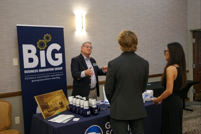 From base to business: Fort Stewart&#39;s Operation Startup fuels entrepreneurs