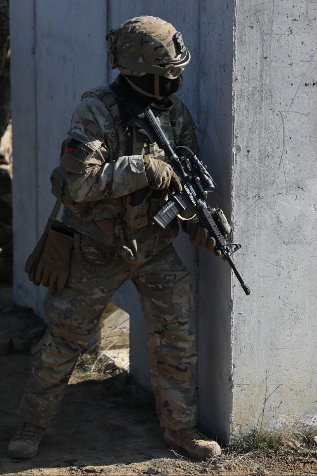 3rd ABCT, 1st Armored Division Conducts Urban Assault Training (Day 3)