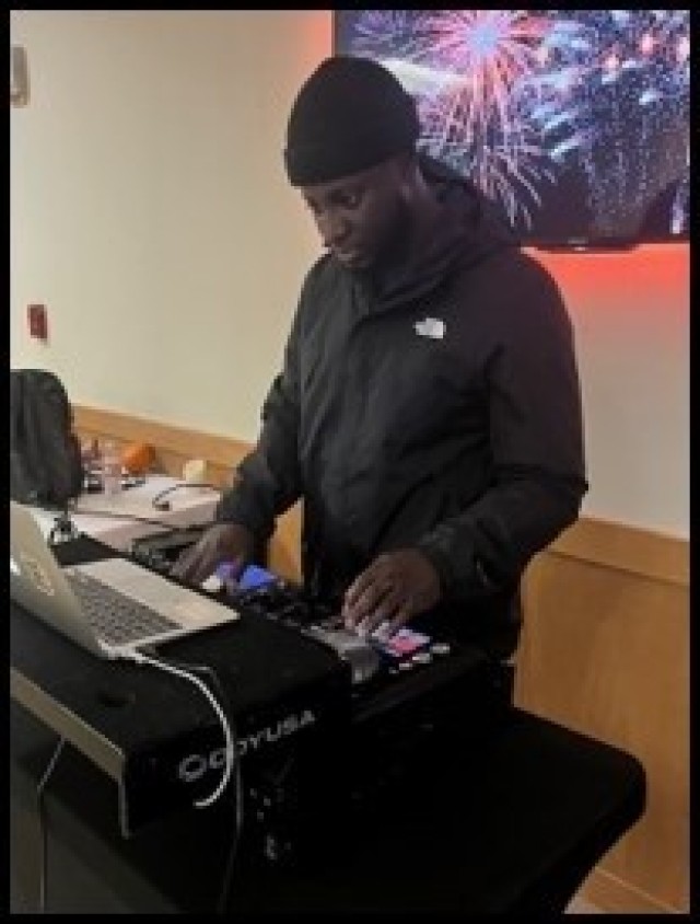 Teaching Soldiers how to DJ is a hit!