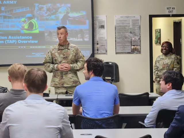 Fort Buchanan welcomes Puerto Rico&#39;s Congressman and Staff Delegation
