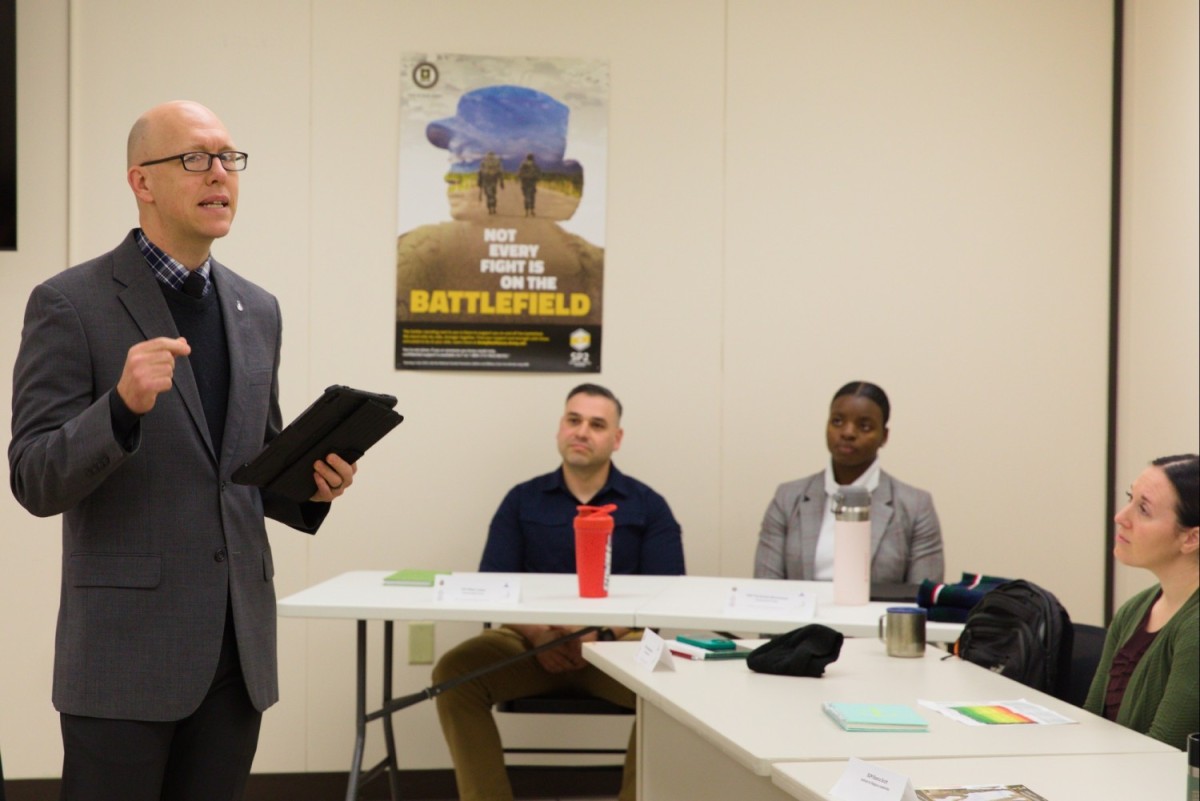 III Armored Corps Chaplains Develop Spiritual Fitness Guide | Article