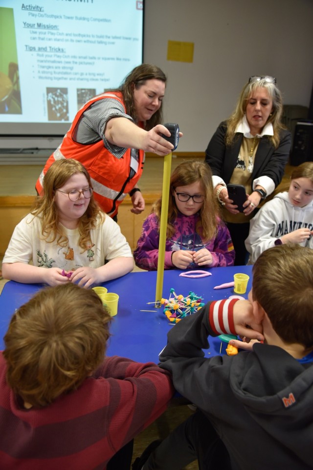 Army engineers partner with DoDEA to inspire future engineers at Aukamm Elementary School