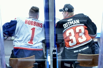 Fort Leavenworth officer joins Kansas City area professional hockey teams on ice