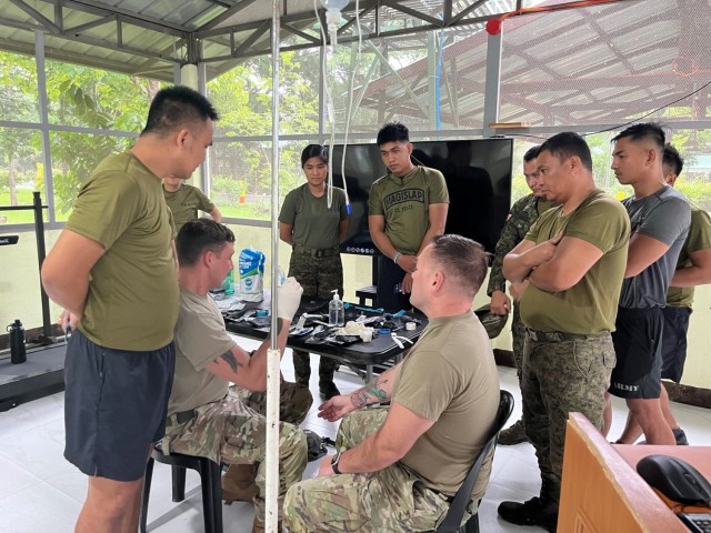 Logistics Advisor Team 6612 advised NCOs of the 7th ID SSBN of the Philippine Army on Tactical Combat Care
