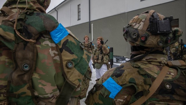 10th Mountain Division (LI) Soldiers prepare to deploy to Sodankylä Training Area