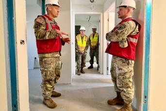 Cavoli's Vicenza visit highlights Army commitment to warfighters and families