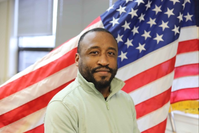 402nd AFSB’s employee named AMC/ASC employee of quarter